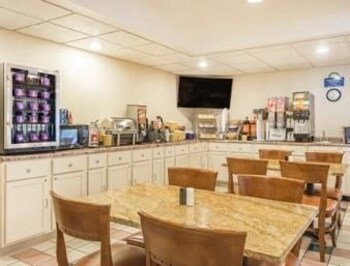 Hotel Days Inn Milan Sandusky South