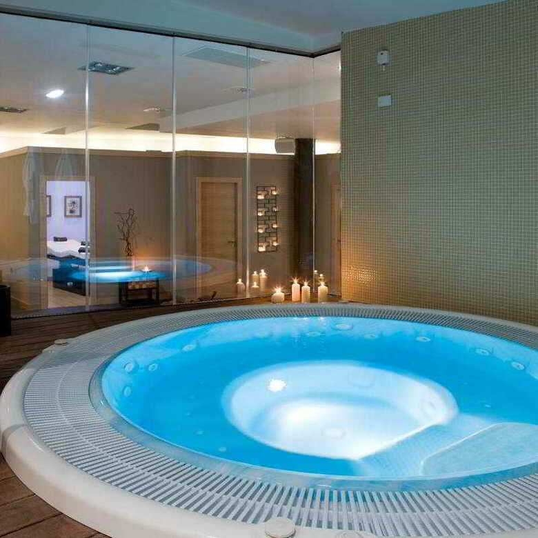 Hotel NH Gijon