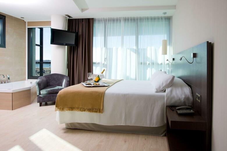 Hotel NH Gijon