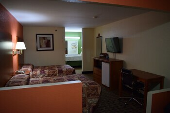 Hotel Royal Inn Douglasville