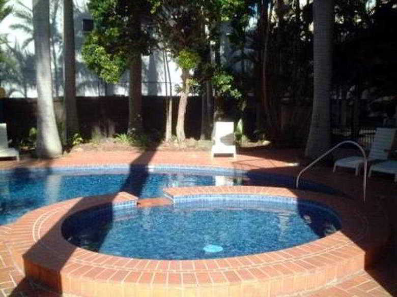 Hotel Centrepoint Resort Apartments
