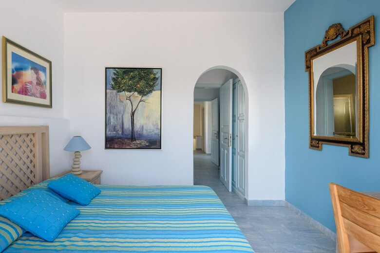 Hotel Alesahne Beach