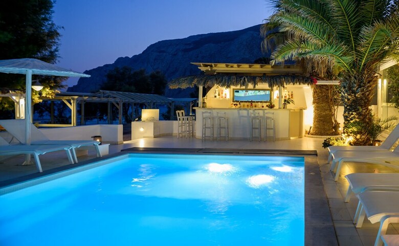 Hotel Alesahne Beach