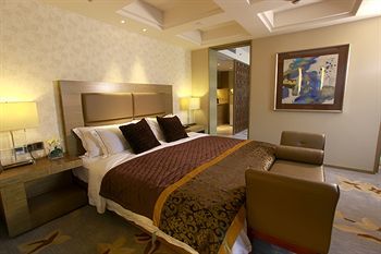 Shenzhen New World Metro Grand Hotel