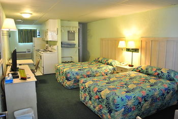 Motel Palmetto Inn & Suites