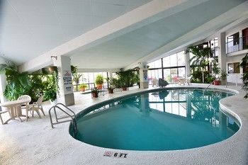 Motel Palmetto Inn & Suites