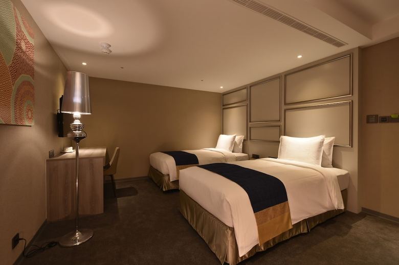 Green World Hotels Zhongxiao