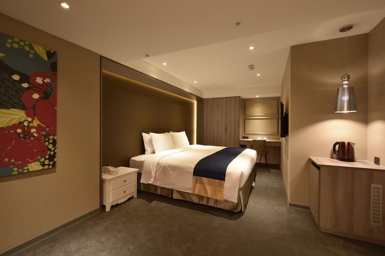 Green World Hotels Zhongxiao