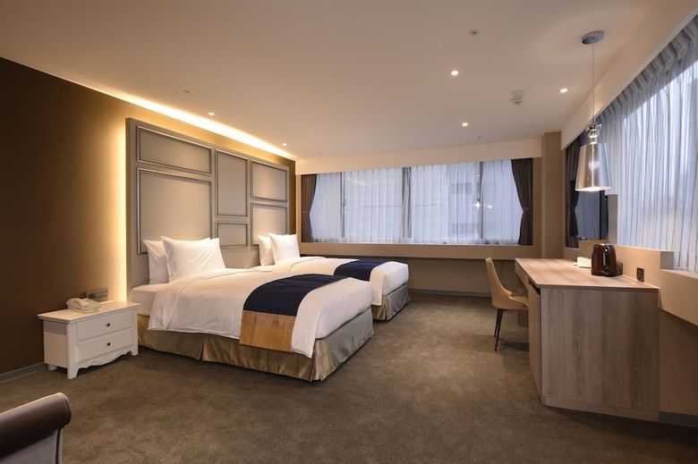 Green World Hotels Zhongxiao