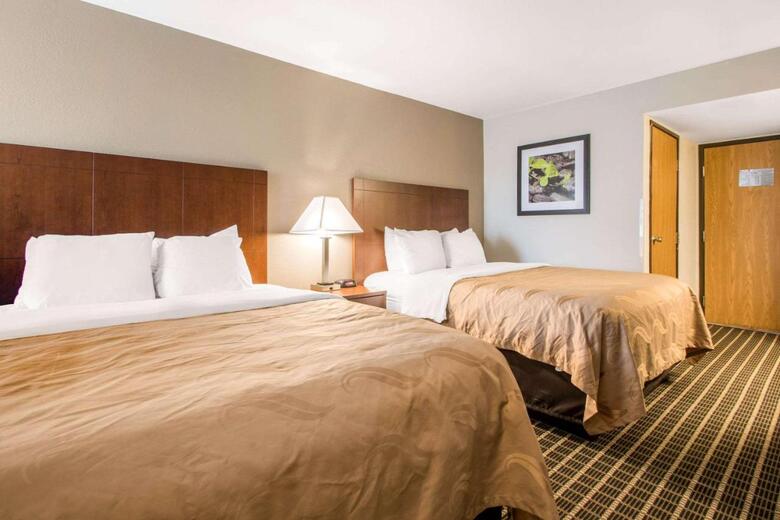 Hotel Roadstar Inn