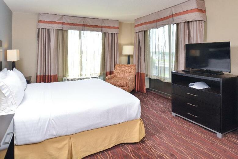 Holiday Inn Express Hotel & Suites Austin - Sunset Valley