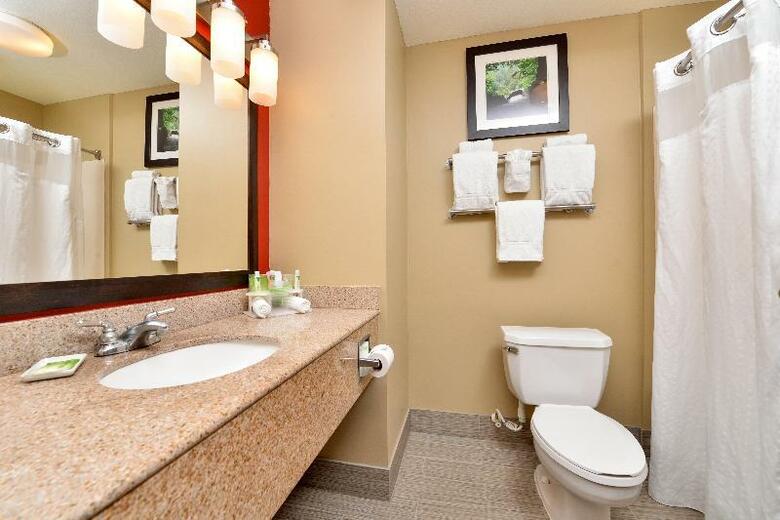 Holiday Inn Express Hotel & Suites Austin - Sunset Valley