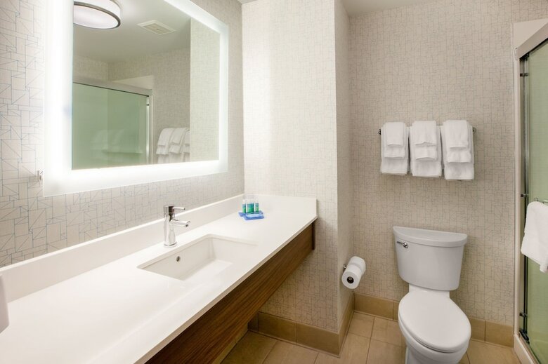 Holiday Inn Express Hotel & Suites Austin - Sunset Valley