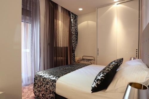 Hotel Starlight Luxury Rooms
