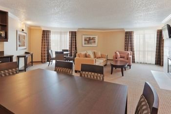 Hotel Holiday Inn & Suites San Mateo
