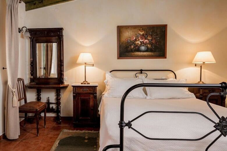 Nafsimedon Hotel