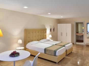 Hotel Mercure Villa Romanazzi Carducci