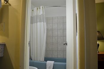 Motel Budget Inn Buffalo Airport