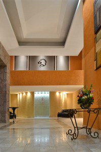 La Posada Hotel And Suites