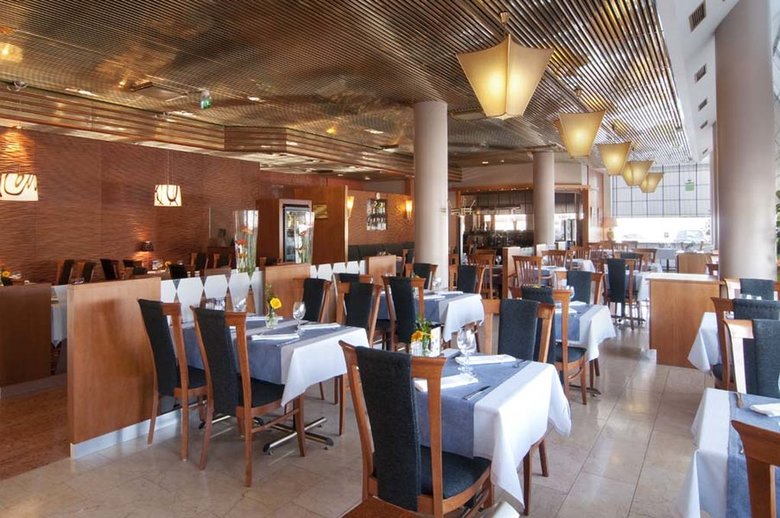 Hotel Holiday Inn Congress Center