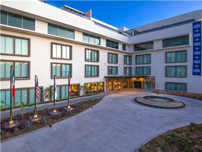 Hotel Hampton Inn & Suites By Hilton Los Cabos