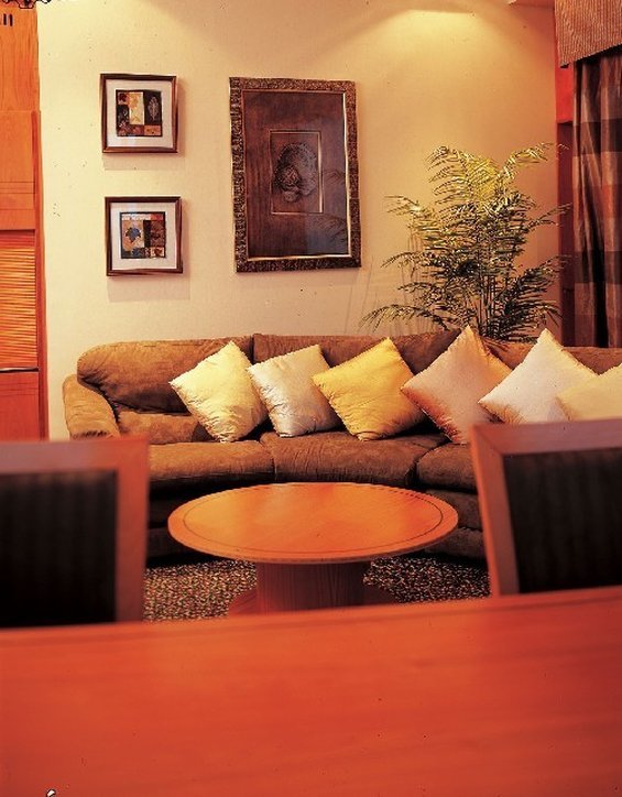 Elite Suites Hotel