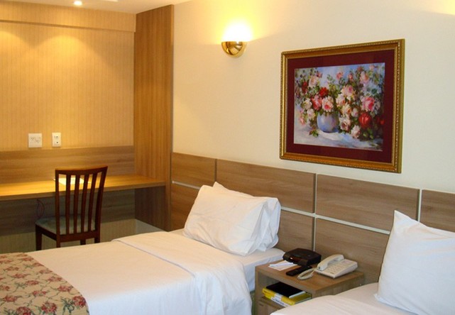 Phen�cia Bittar Hotel