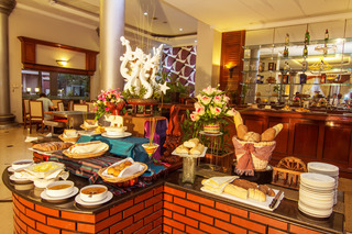 Ree Hotel