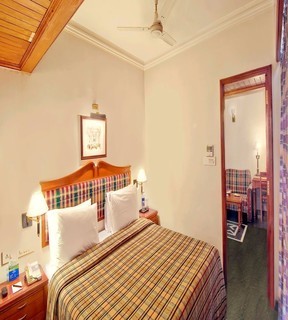 Hotel Sarovar Portico Ahmedabad