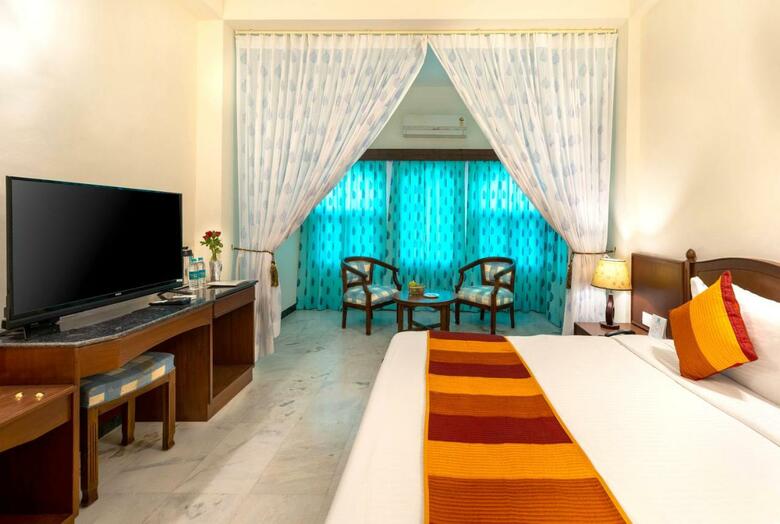 Sarovar Hotel