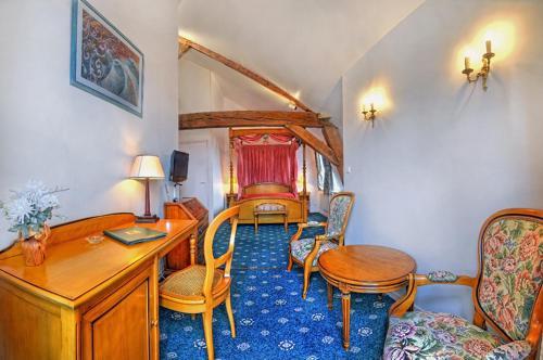 Hotel Le Grand Monarque