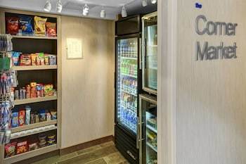 Hotel Fairfield Inn & Suites By Marriott Cape Cod Hyannis