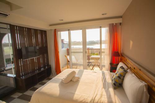 Malibu Oceanview Homestay