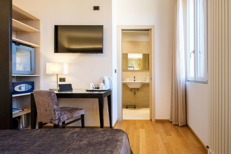 Hotel Touring
