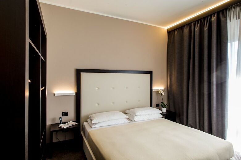 Hotel Mirage