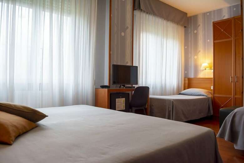 Eco Hotel Milano & Bioriso Restaurant