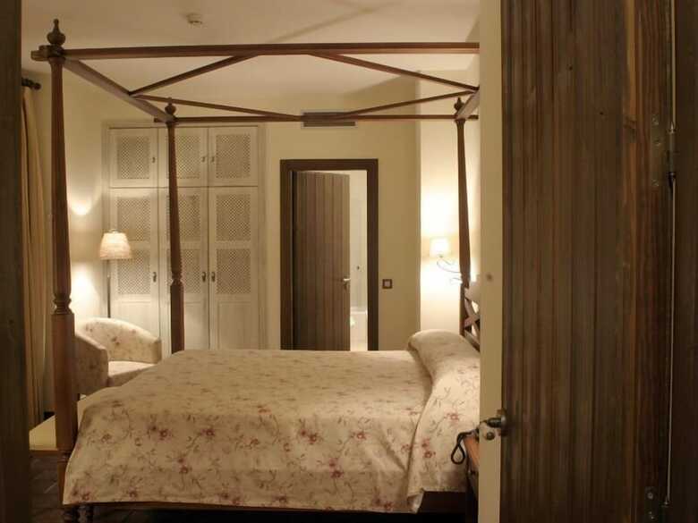 Hotel Cortijo Santa Cruz