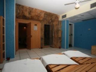 Hotel Leucosya