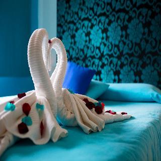 Bed & Breakfast Emily Suites Hotel