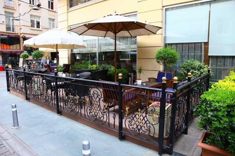 Hotel Grand Oztanik
