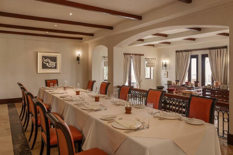 Hotel Al Maha Desert Resort & Spa