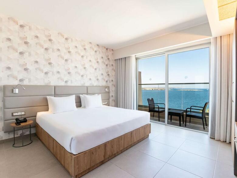 Hotel Doubletree By Hilton Malta