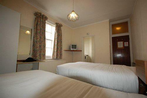 Lancaster Court Hotel