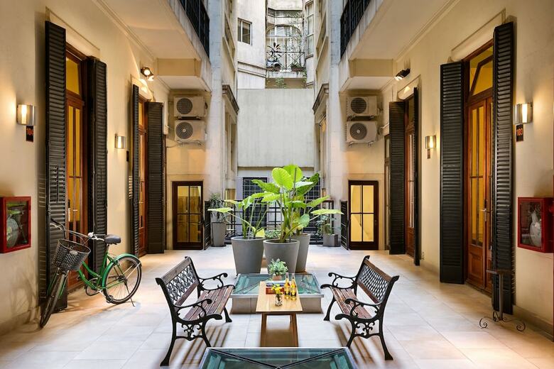 Hostal Milhouse Avenue