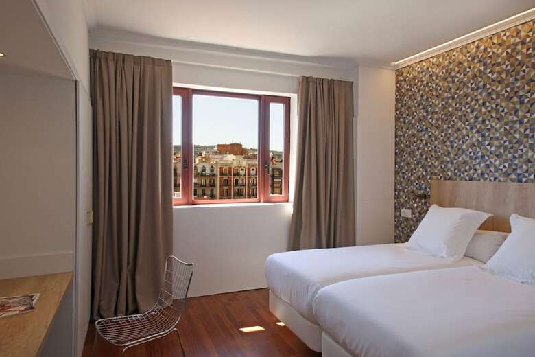 Hotel Chic & Basic Velvet