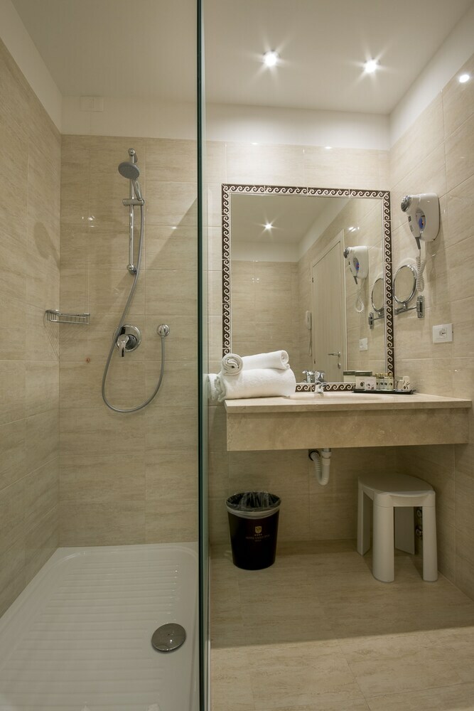 Hotel Executive