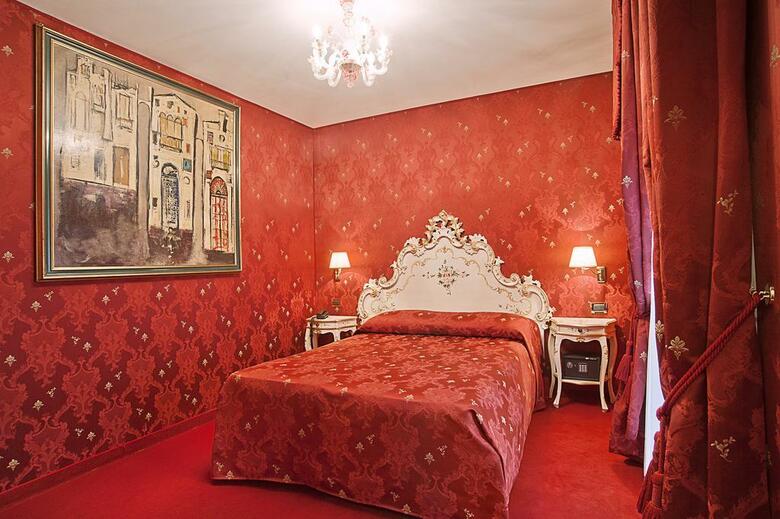 Hotel Graspo De Ua