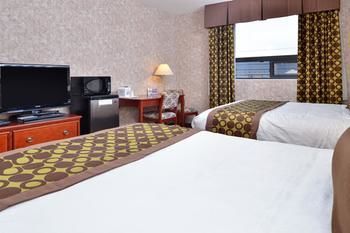 Hotel Lexington Inn & Suites - Windsor On Canada