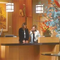 Hotel Brentwood Bay Lodge & Spa
