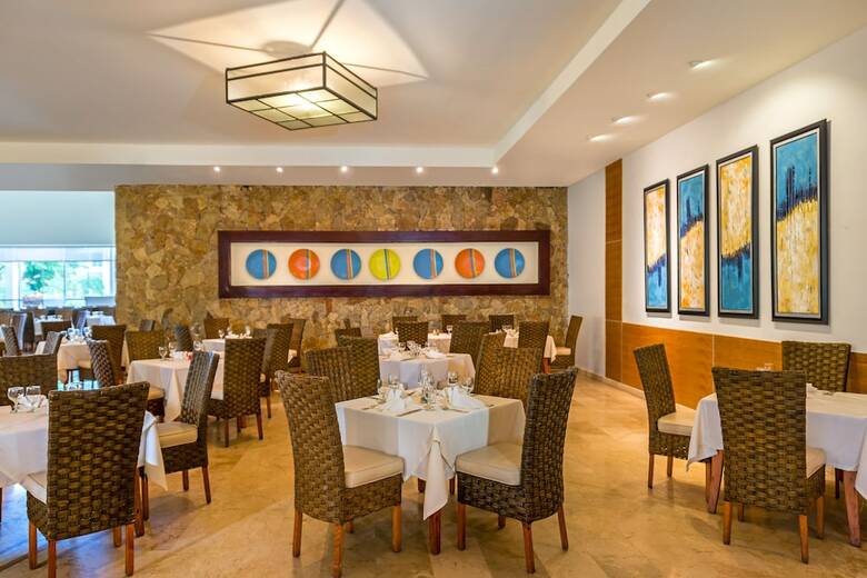 Hotel Ocean Blue & Sand Beach Resort - All Inclusive